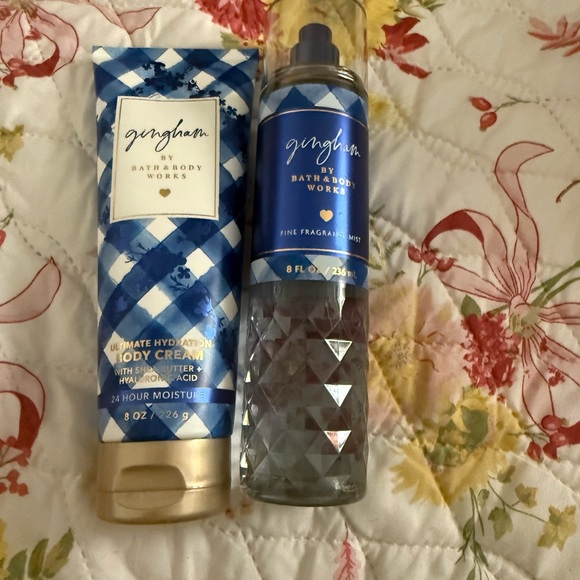 Bath & Body Works Other - Bath & Body Works Gingham Blue and White Set
